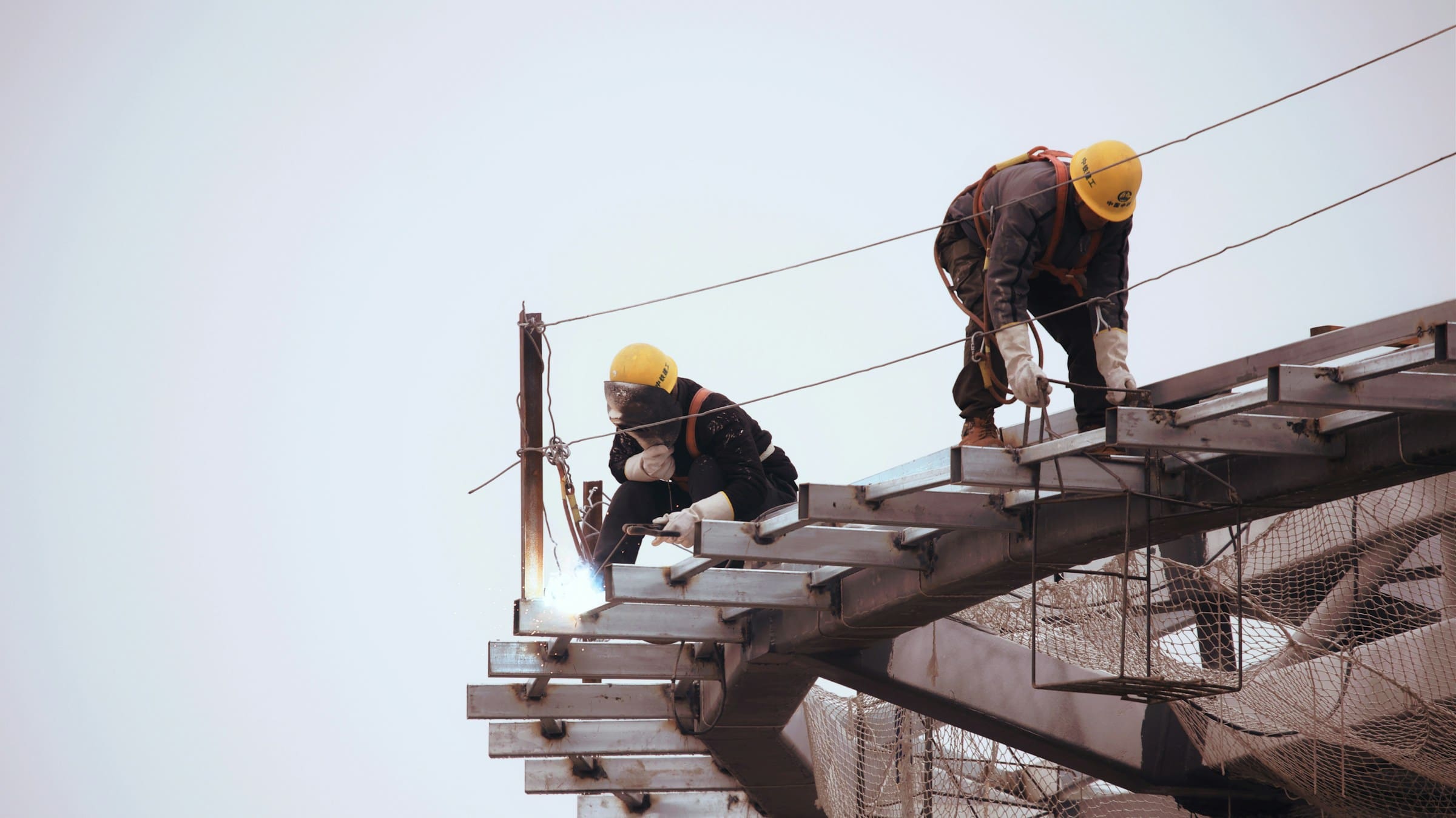 Thi công xây dựng 10 eric wang umD2Bj4FmMU unsplash