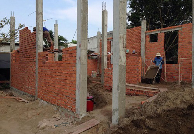Mẫu Nhà Xây Gạch Không Tô: 6 Bước Thi Công Đúng Kỹ Thuật 7 Hoàn Thiện Bề Mặt Tường