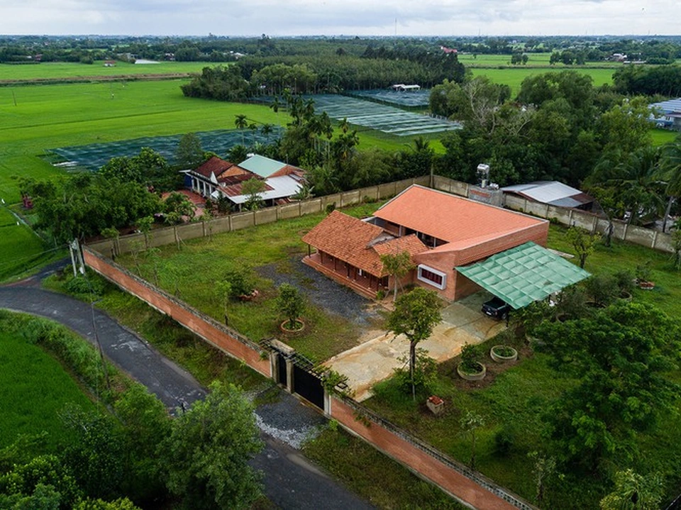 Mẫu 5 – Nhà kết hợp homestay kiểu miền Tây